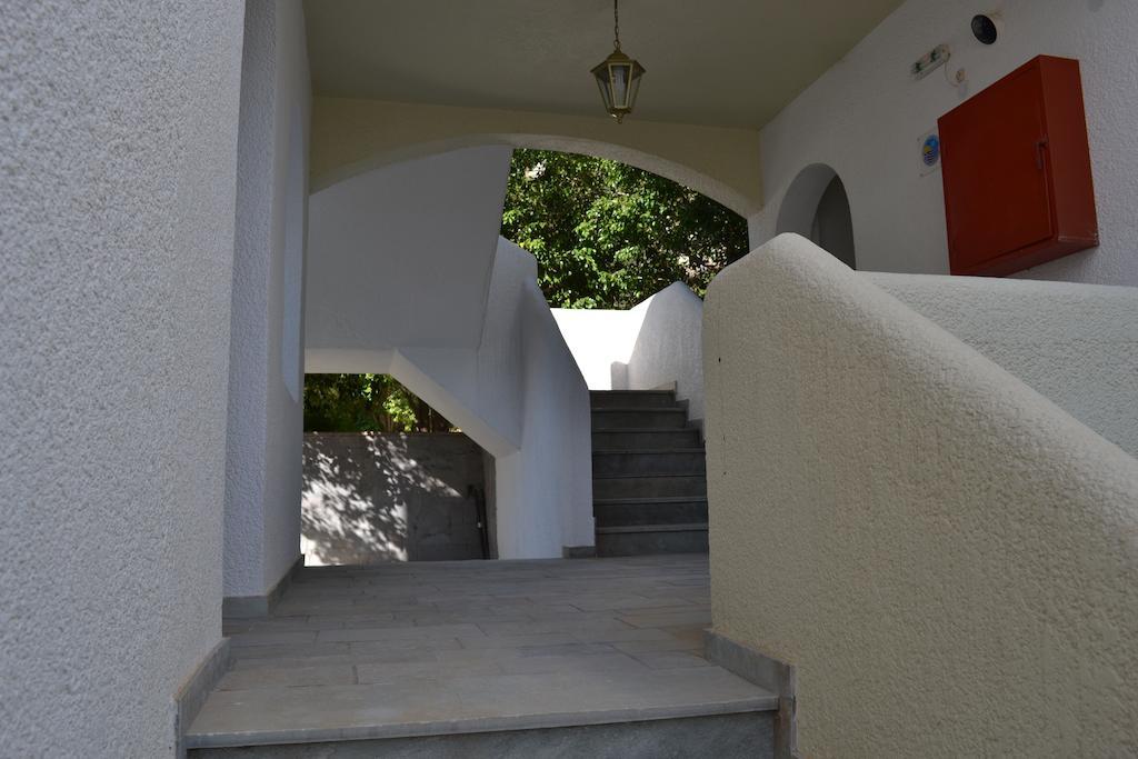 To Spiti Tis Eirinis Apartment Poros Town Exterior foto