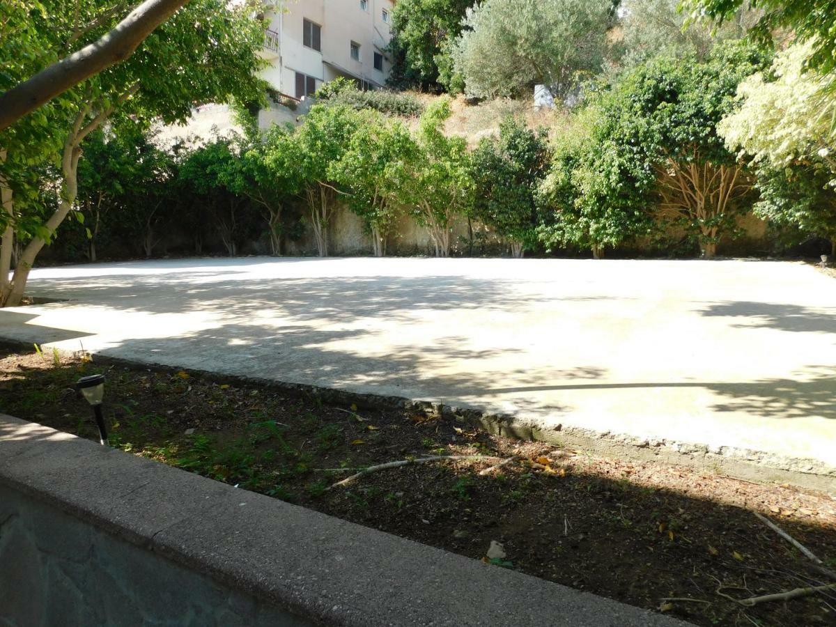 To Spiti Tis Eirinis Apartment Poros Town Exterior foto
